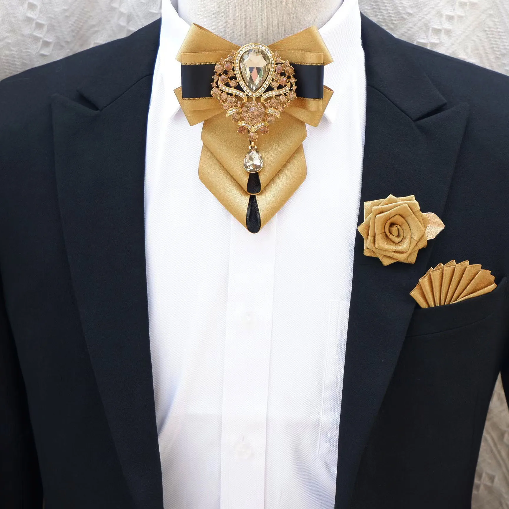 Men'S Accessories High End - Lusso strass papillon spilla tasca asciugamano