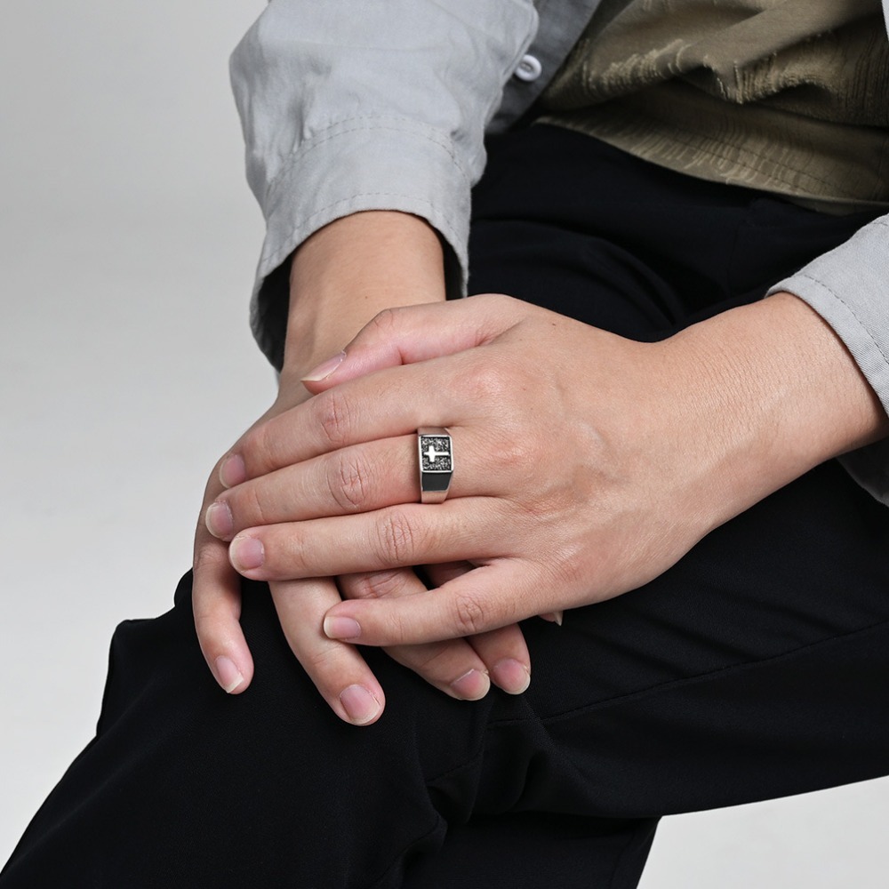 Somen Anello con sigillo croce - Signet Ring Men recensione e prezzo