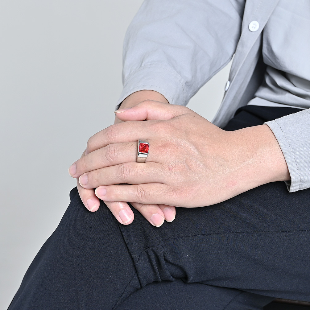 Anello con sigillo con gemma q - Signet Ring Men recensione e prezzo