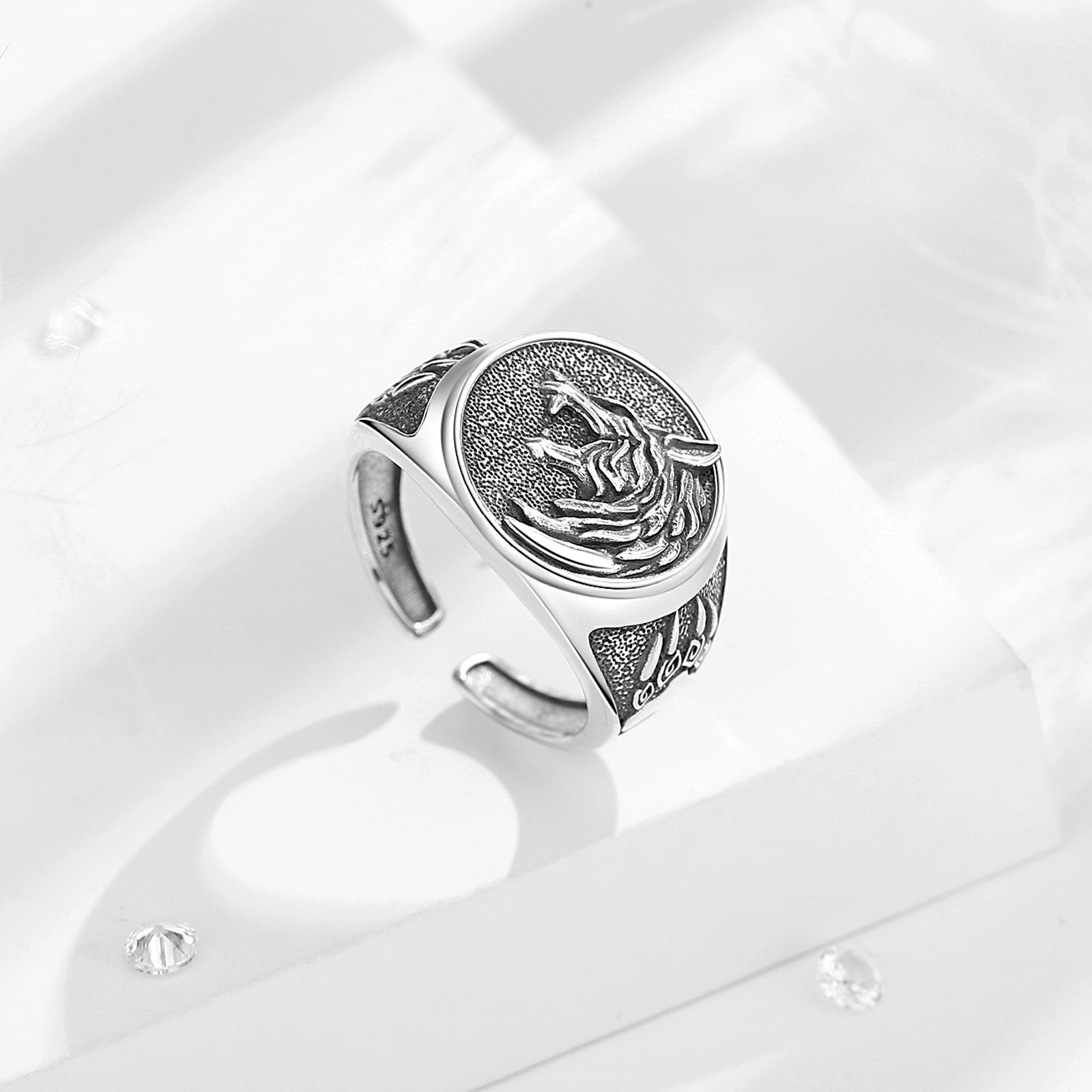 Eudora 925 Sterling Silver Vik - Signet Ring Men recensione e prezzo