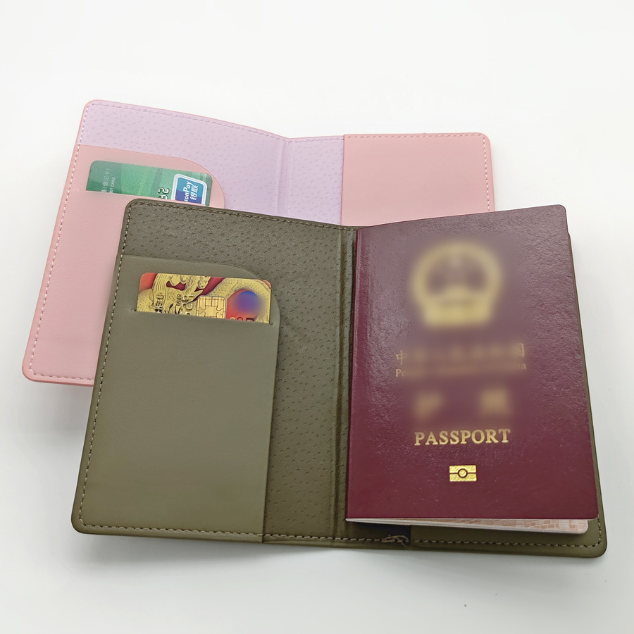 Set di 2 Porta Passaporto in P - Men'S Accessories Case recensione e prezzo