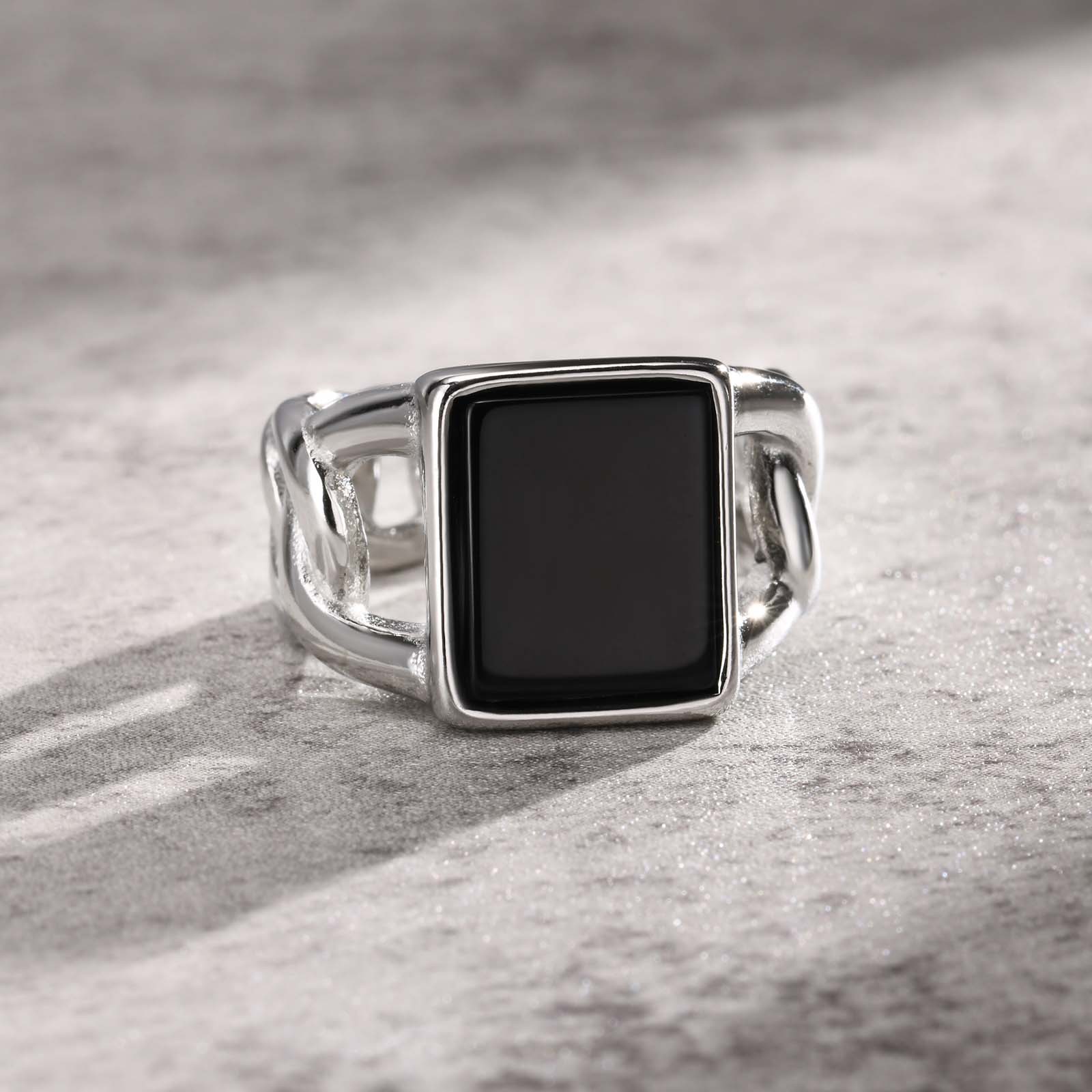 Anello con sigillo in acciaio  - Signet Ring Men recensione e prezzo