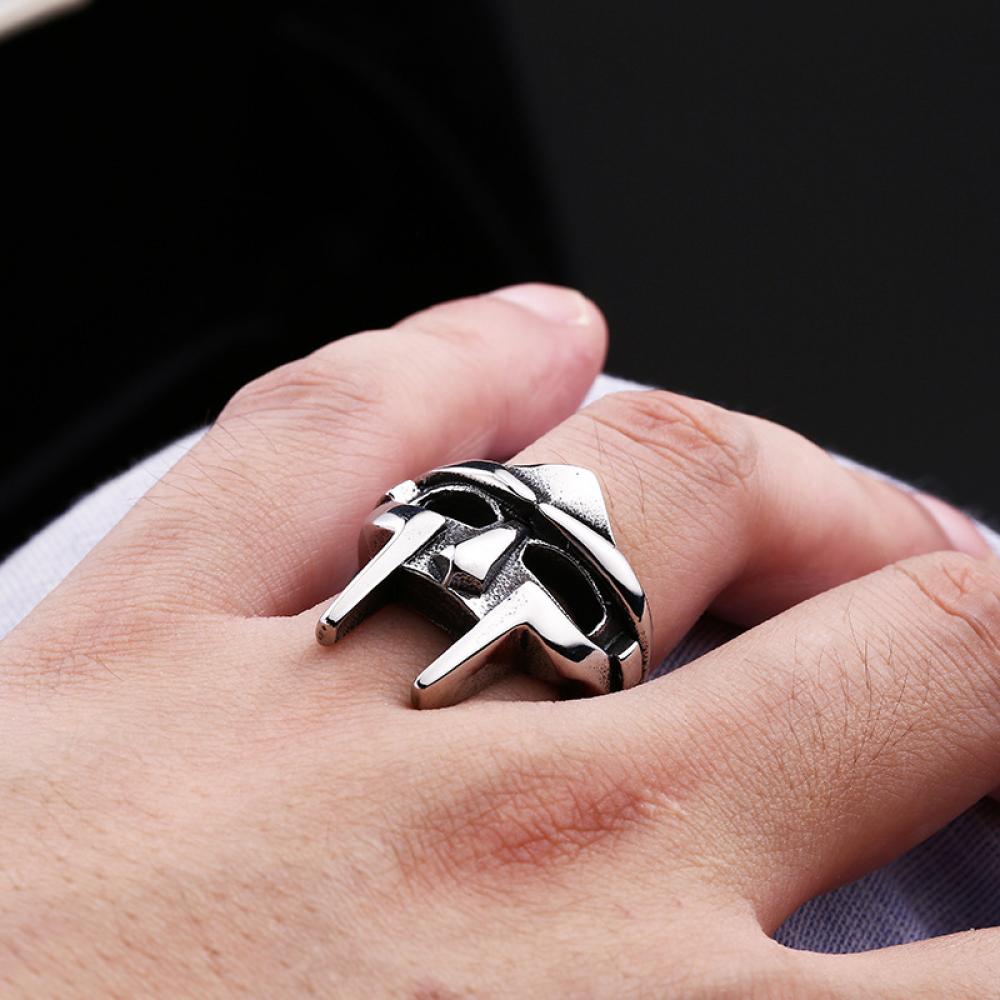 Goth Hip Hop Clasic Mf Doom Ri - Men Accessories Egypt recensione e prezzo