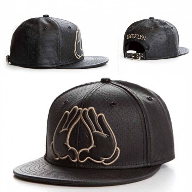 Cappello da Baseball in Pelle  - Men Accessories Brands recensione e prezzo