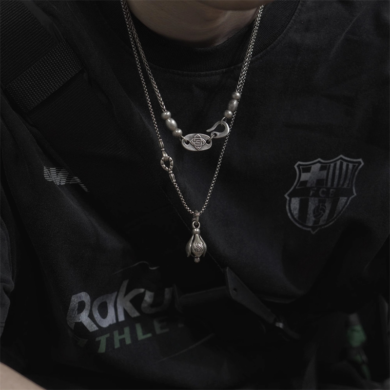 Collana con ciondolo fiore di  - Men'S Accessories Instagram recensione e prezzo